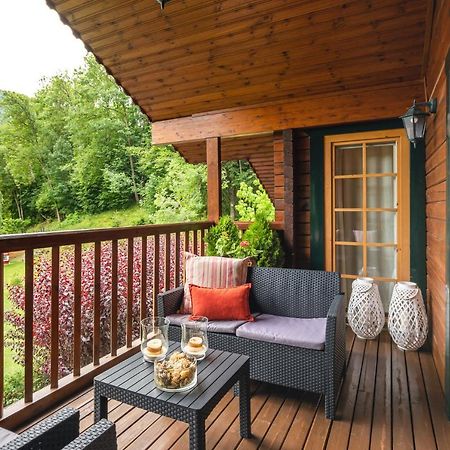 Espectacular Apartamento De Madera Frente Al Rio Ter - カンプロドン エクステリア 写真