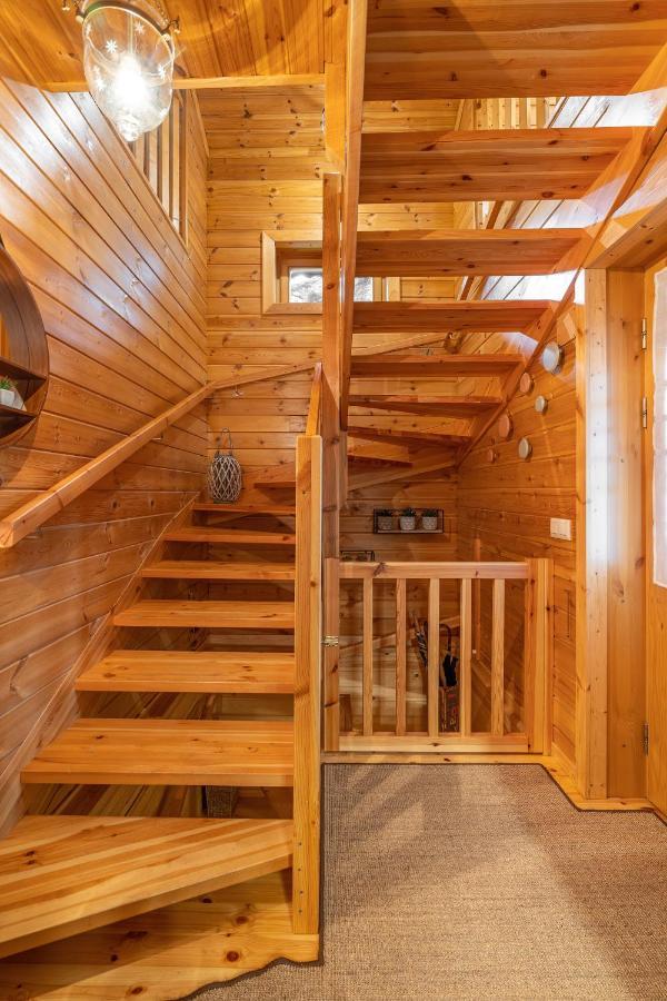 Espectacular Apartamento De Madera Frente Al Rio Ter - カンプロドン エクステリア 写真