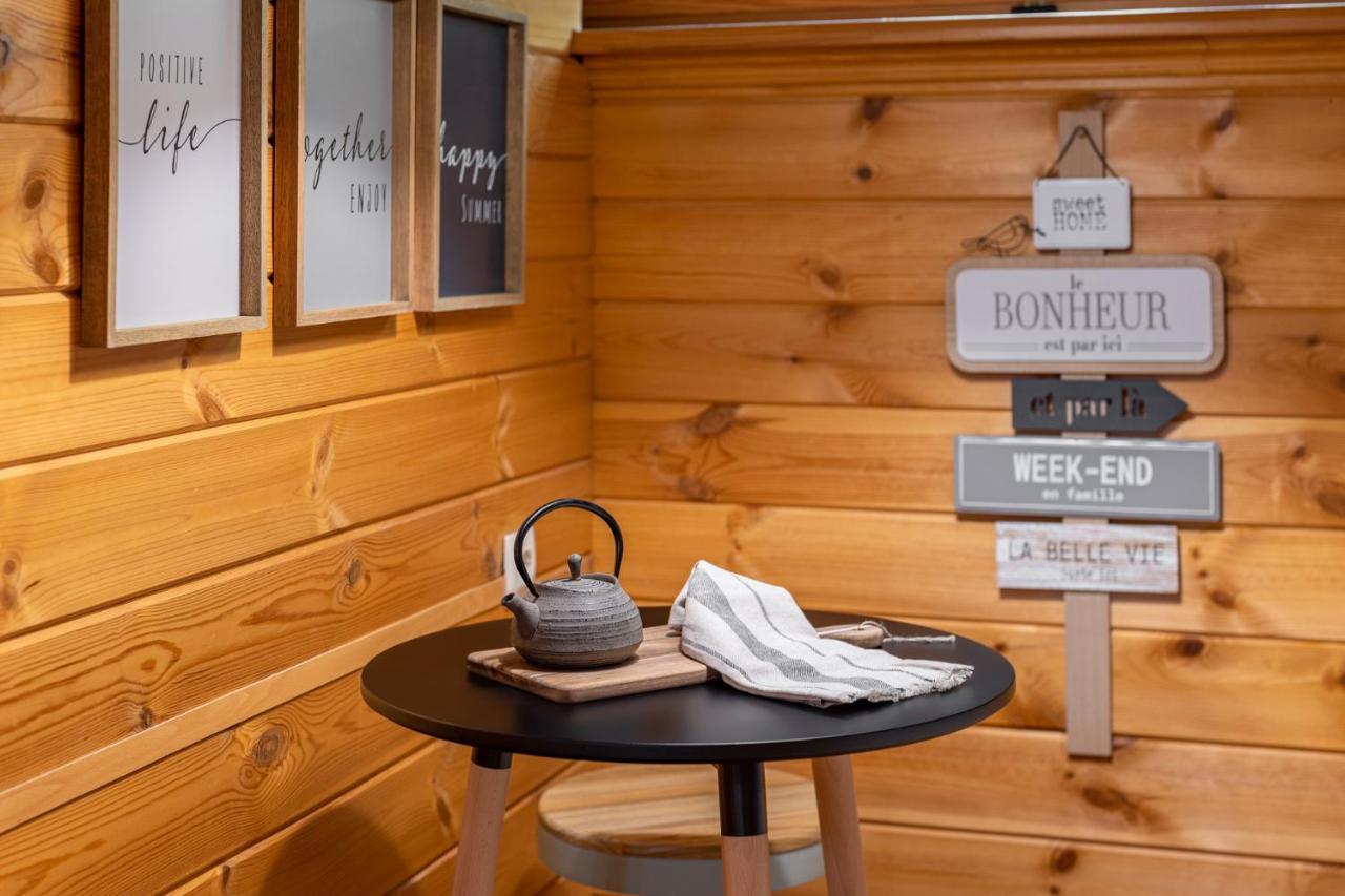 Espectacular Apartamento De Madera Frente Al Rio Ter - カンプロドン エクステリア 写真
