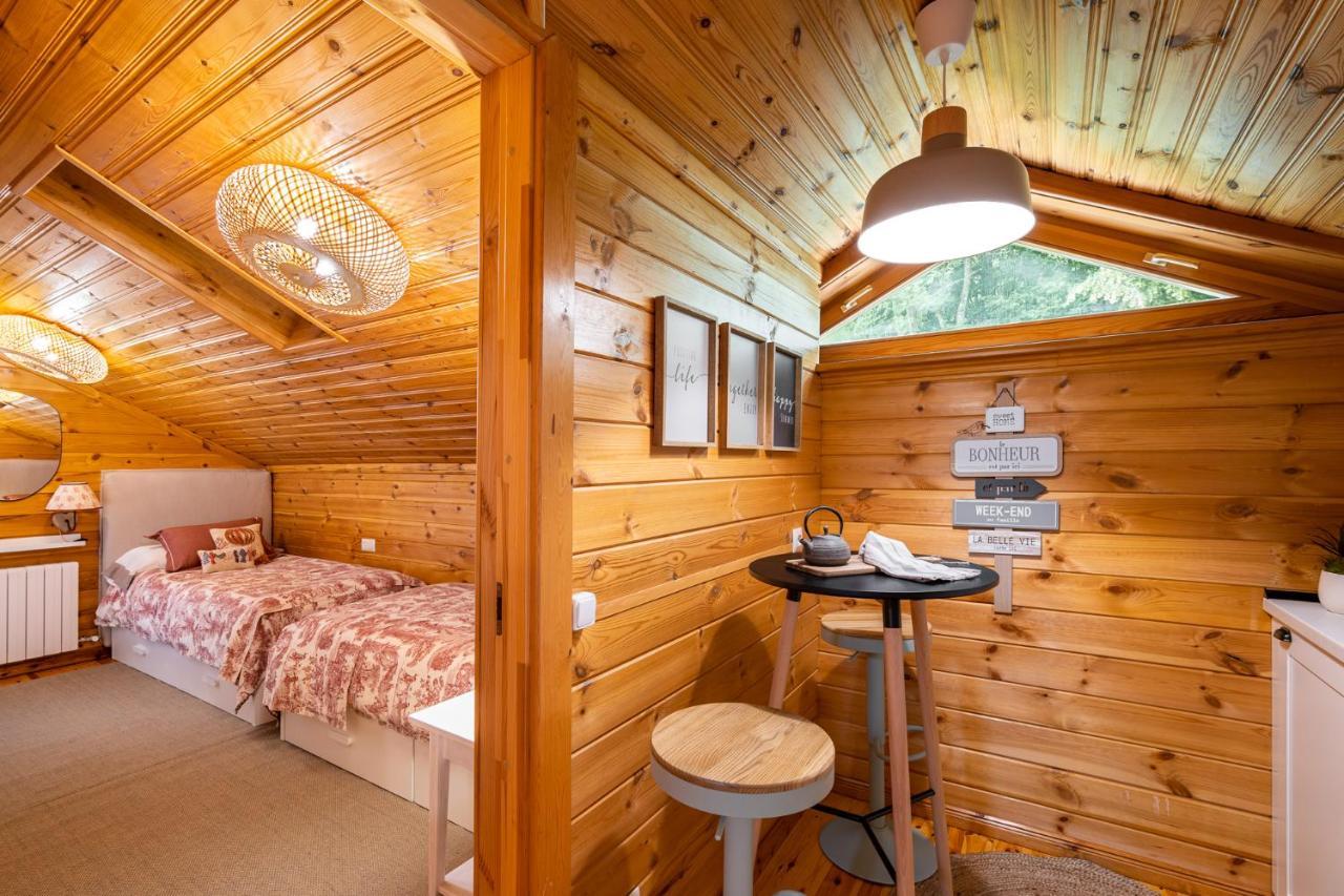 Espectacular Apartamento De Madera Frente Al Rio Ter - カンプロドン エクステリア 写真