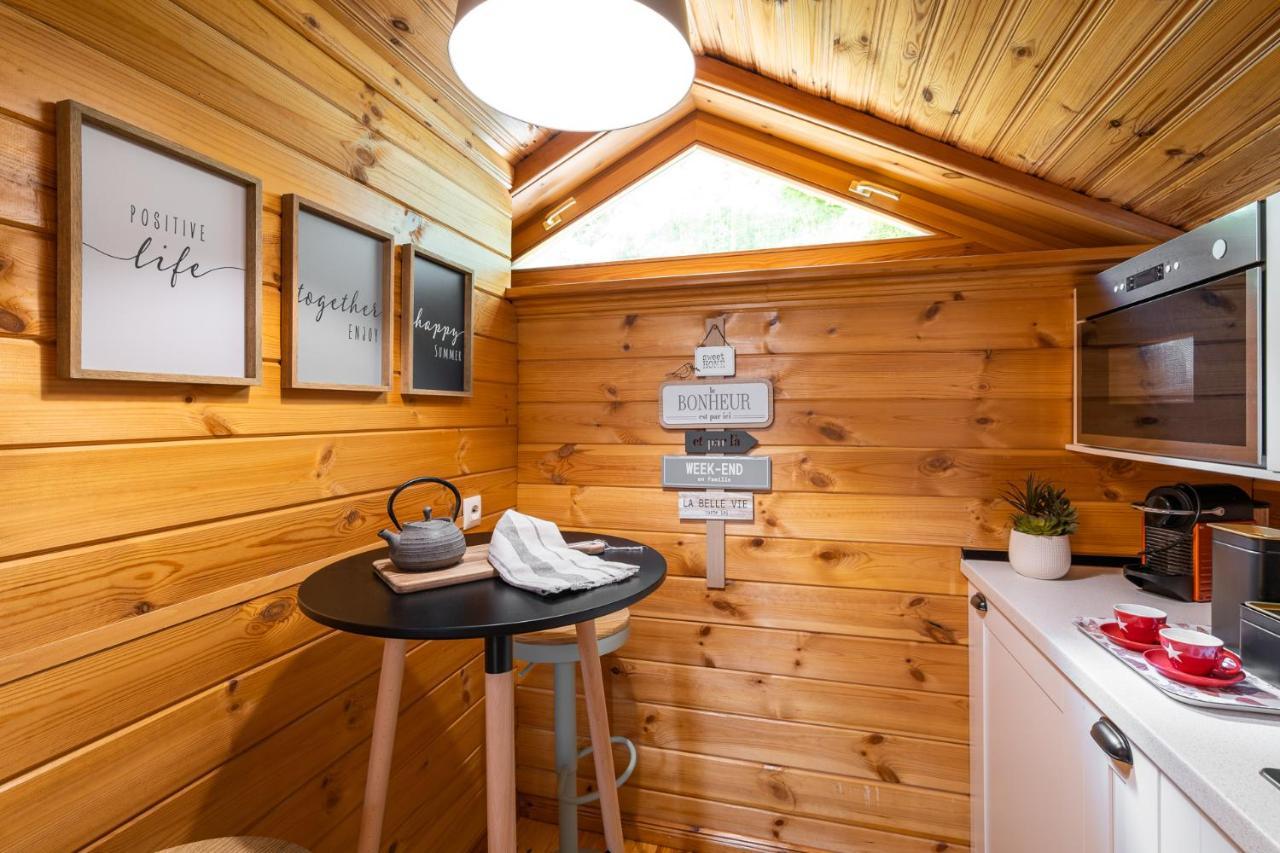 Espectacular Apartamento De Madera Frente Al Rio Ter - カンプロドン エクステリア 写真