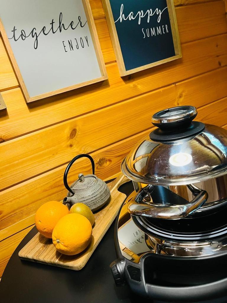Espectacular Apartamento De Madera Frente Al Rio Ter - カンプロドン エクステリア 写真